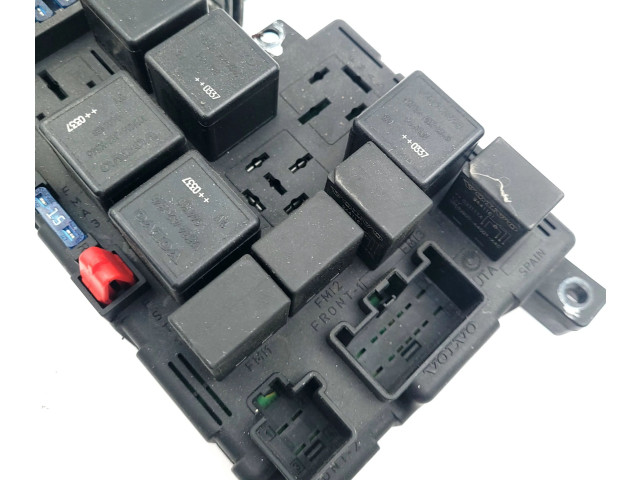 Панель приборов 8678449, 518828017   Volvo S80       