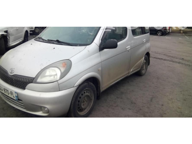 Зеркало электрическое        Toyota Yaris Verso  1999 - 2005 года   