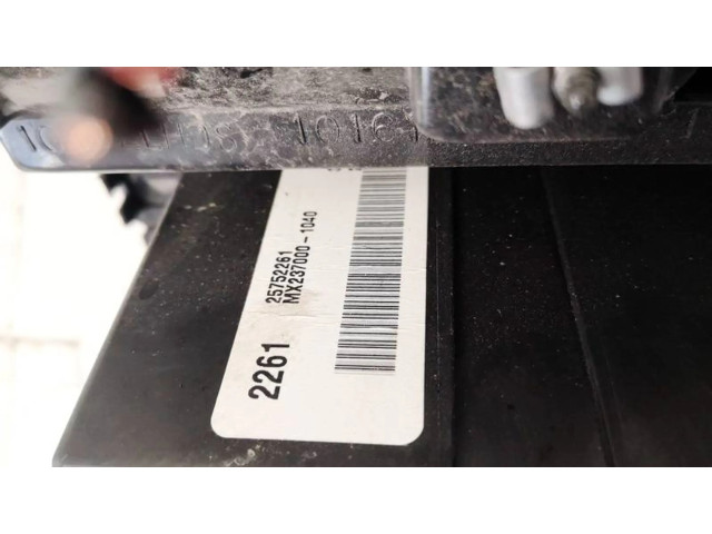 Блок управления климат-контролем 25752261, mx237000-1040   Cadillac CTS