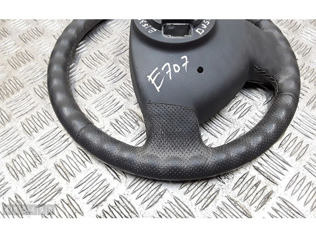 Руль Dacia Duster   -  года 484008071r      