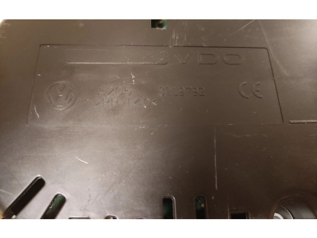 Панель приборов 2K0920876F, 2K0920876F Volkswagen Caddy