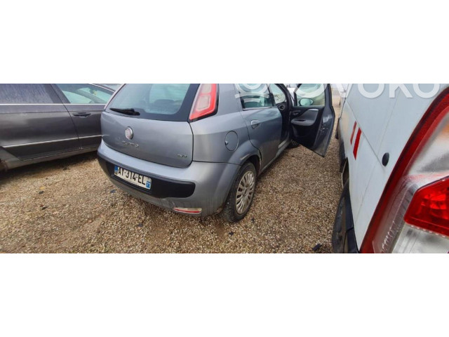 Volant Fiat Punto (199) 2010 71754369, 71754369