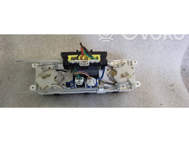 Блок управления климат-контролем 8M22   Subaru Forester SF