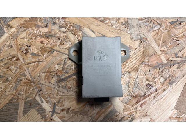 Блок управления 2R8317E694AB   Jaguar S-Type
