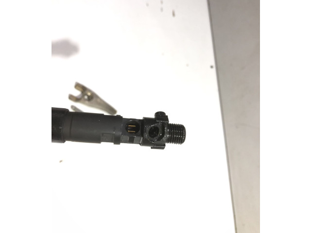 Форсунка 9686191080    Peugeot 5008  RHE 