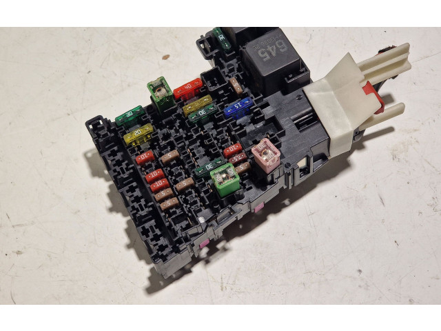 Блок предохранителей 5Q0937615C Skoda Octavia Mk3 (5E)