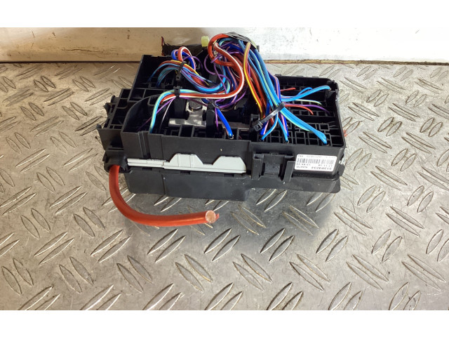 Блок предохранителей 31384034   Volvo XC90    