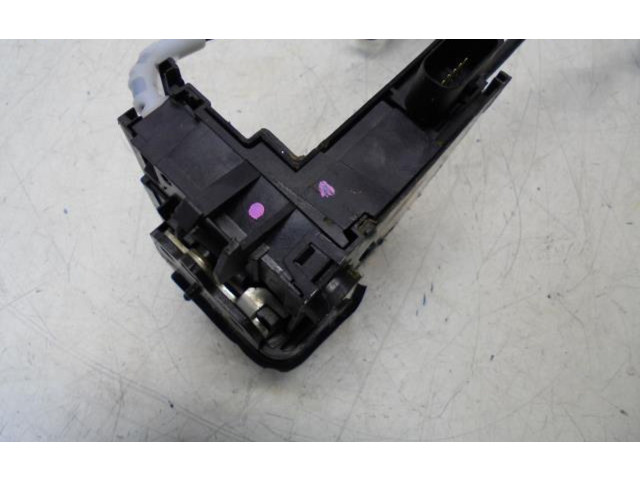 Zámek zadních dveří Peugeot 308 2017