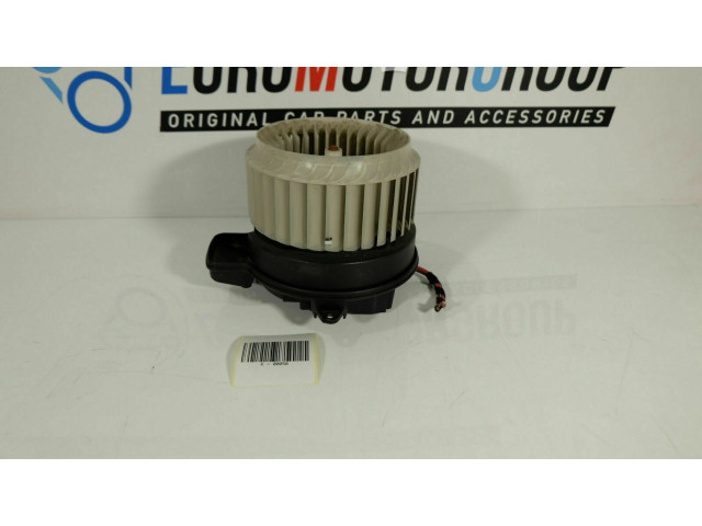 Вентилятор печки    4H1820021B   Audi A7 S7 4G