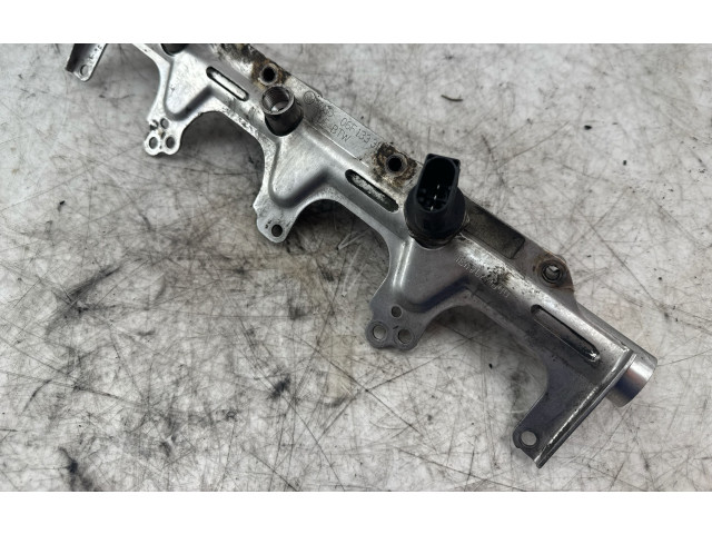 Топливная рампа 06F133317, 290990276   Audi A3 S3 8P   для двигателя BHZ