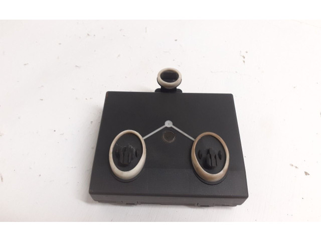 Блок управления дверью 8X0959793H, 8X0959792B Audi A1