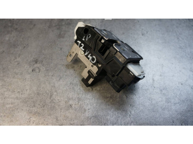 Замок багажника 31391824 Volvo V40 2012 - 2019 года