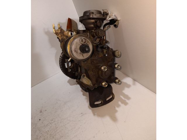 Топливный насос MD167348, 1047408181 Mitsubishi L200