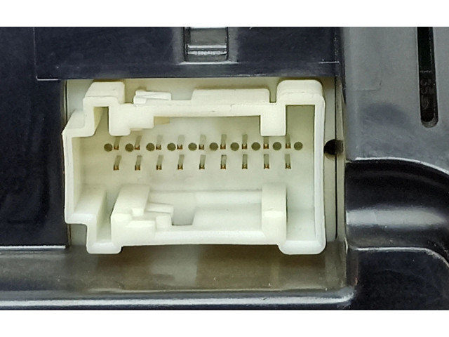 Přístrojová deska Mercedes-Benz CLK A209 C209 2004 A2095407111, 110080282