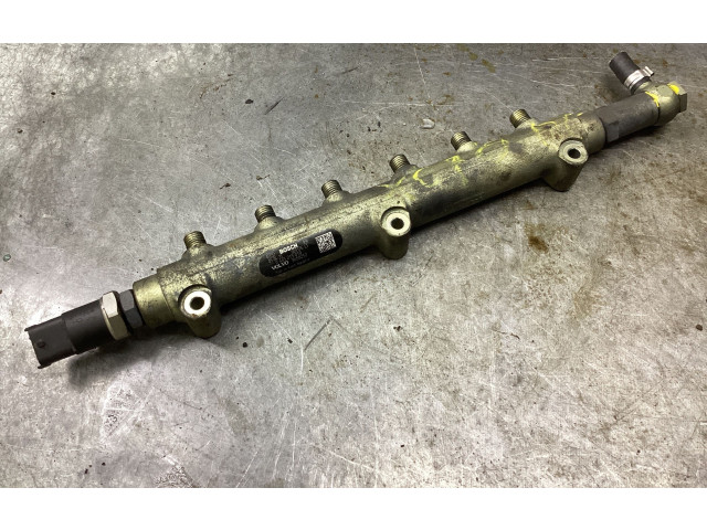 Vstřikovací lišta 0445215010, 8658252 Volvo XC70