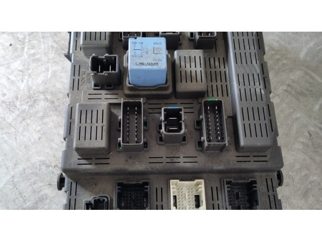 Блок предохранителей 9648051080 Peugeot 607