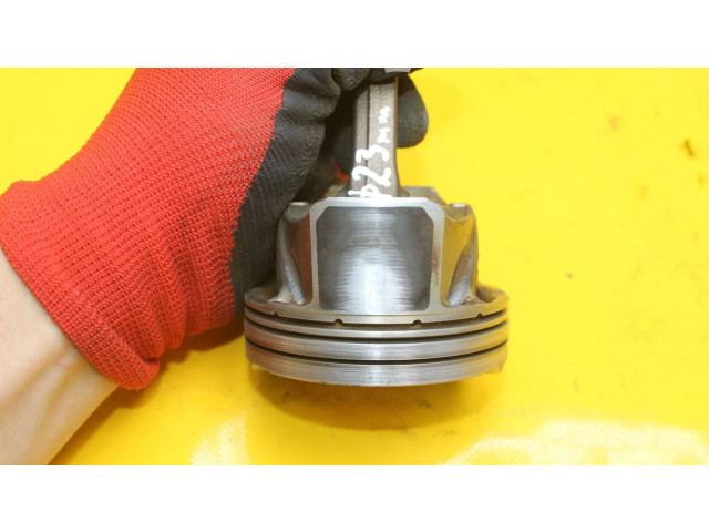  Поршень с шатуном  06KAA  Audi A6 C7  