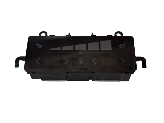 Блок управления климат-контролем P31674023, 19W426   Volvo XC90