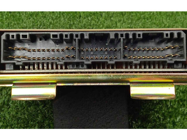 Блок управления MD323551-E2T65478   Mitsubishi Space Runner