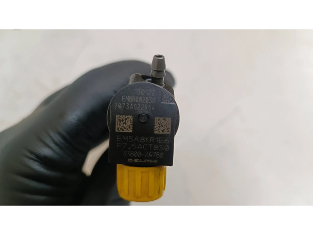 Vstřikovač EMBR00203D, 338002A780 Hyundai i30 pro naftový motor 1.4 D4FC
