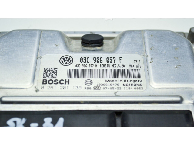 Панель приборов 03C906057F Skoda Fabia Mk2 (5J)