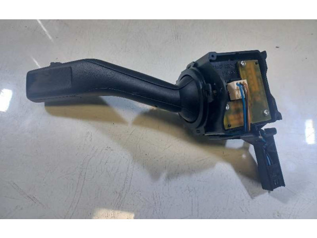 Ручка стеклоочистителей 1K0953519H, 01203514   Volkswagen Golf SportWagen