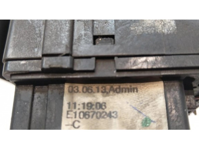 Ручка поворотов/ фонарей