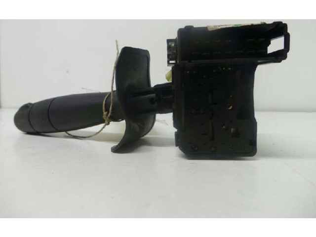 Ручка стеклоочистителей 8200399390   Dacia Logan Pick-Up