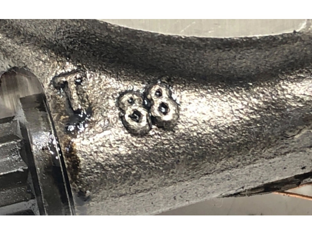 Píst CRM04LA Skoda Octavia Mk3 (5E)