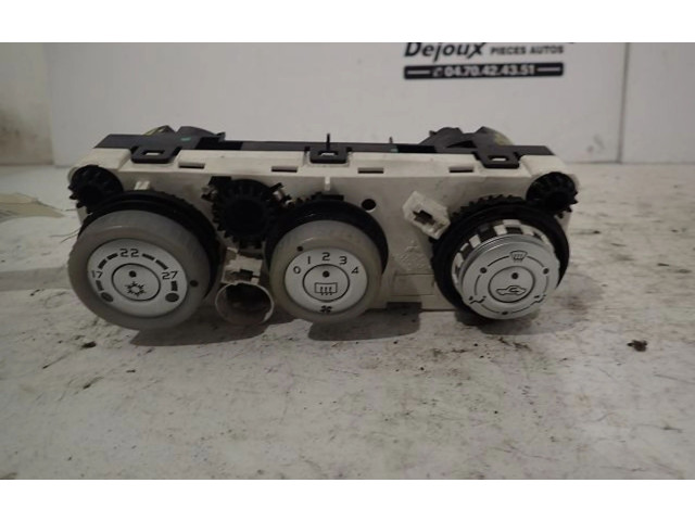 Блок управления климат-контролем Mitsubishi Colt