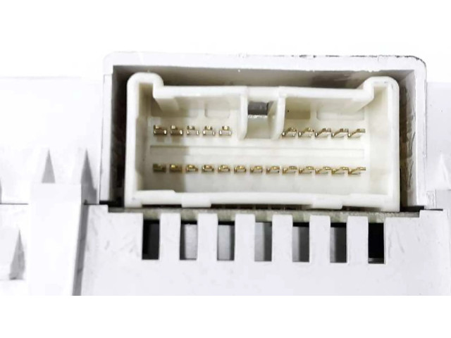 Přístrojová deska Chevrolet Lacetti 2005 96438561