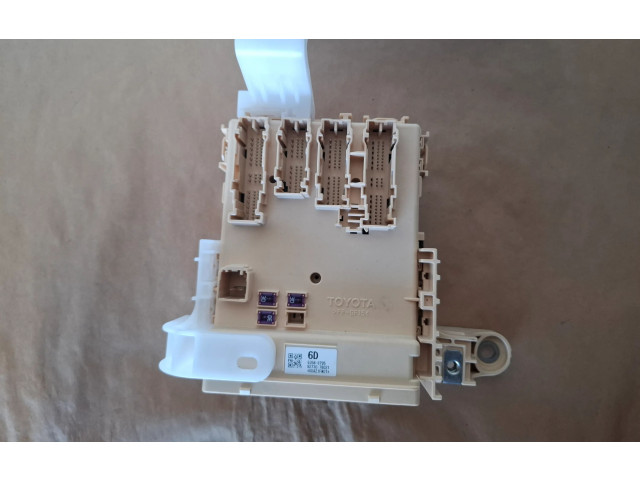 Блок комфорта 63586795, 8922178030 Lexus NX