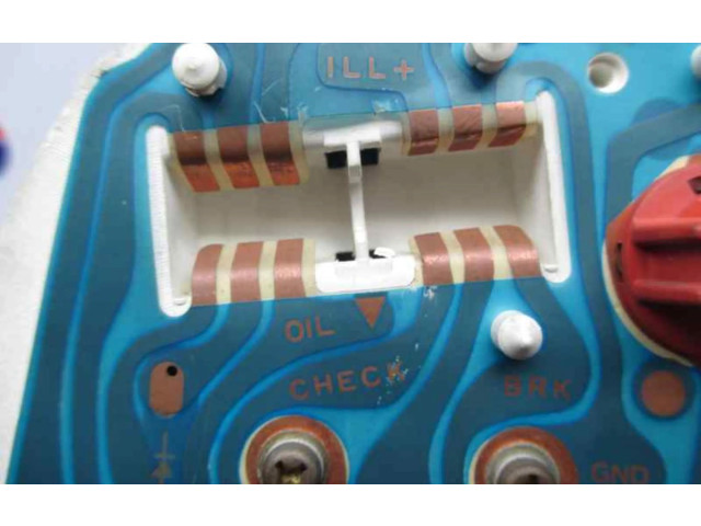 Přístrojová deska Nissan Sunny 63C09