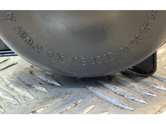 Čerpadlo oleje 03C103669E Volkswagen Tiguan