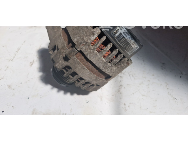 Генератор 373002F100, FG15S034   KIA Sorento      