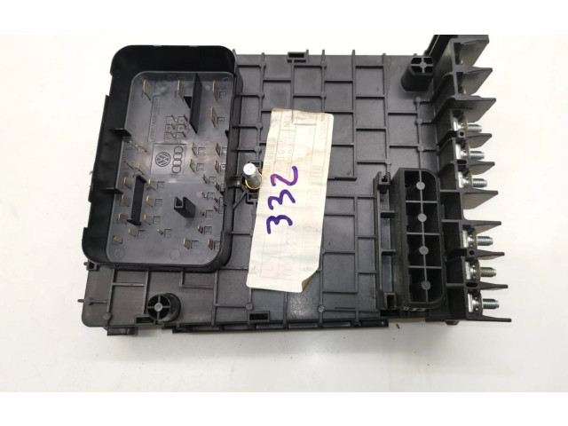 Блок предохранителей 3C0937125A Audi Q3 8U