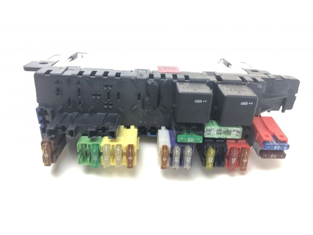 Блок предохранителей  05045139, A2305454032   Mercedes-Benz SL R230    