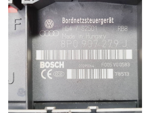 Блок предохранителей 8P0907279J Audi A3 S3 8P