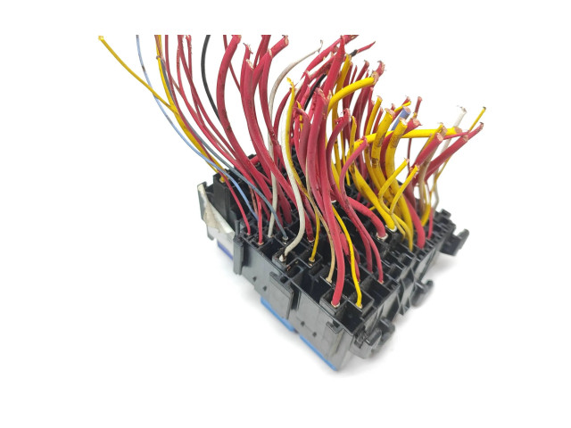 Блок предохранителей PDBX82, 3940 Nissan NV300