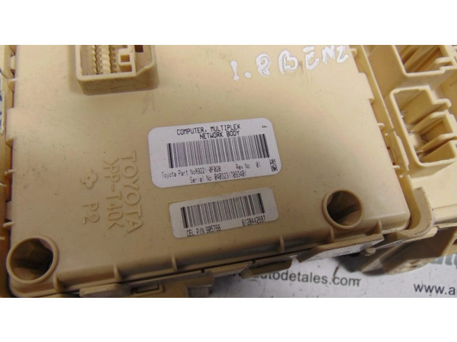 Блок предохранителей 892210F020   Toyota Corolla Verso AR10    