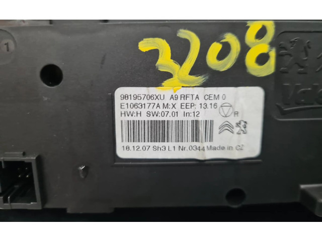 Блок управления климат-контролем 98195706XU, E1063177A Peugeot 2008 I