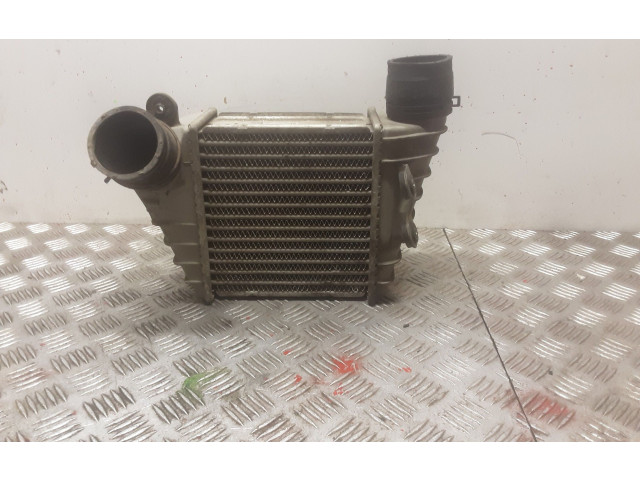 Интеркулер  1J0145805   Audi A3 S3 8L 