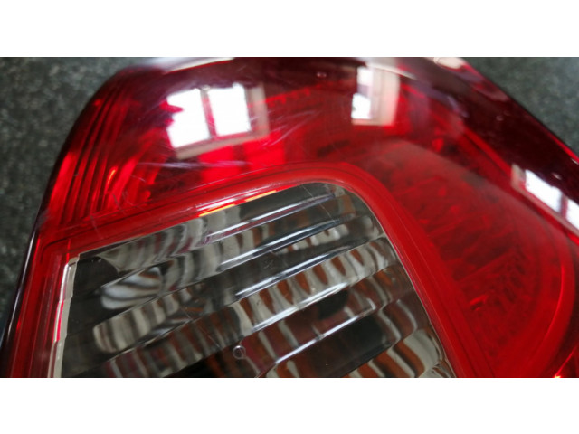 Задний фонарь правый сзади Buick Encore I 2012-2019 года