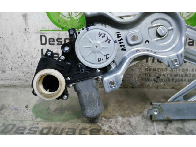 Vstřikovač 977555106, 0050018 Toyota Auris 150 1NDTV