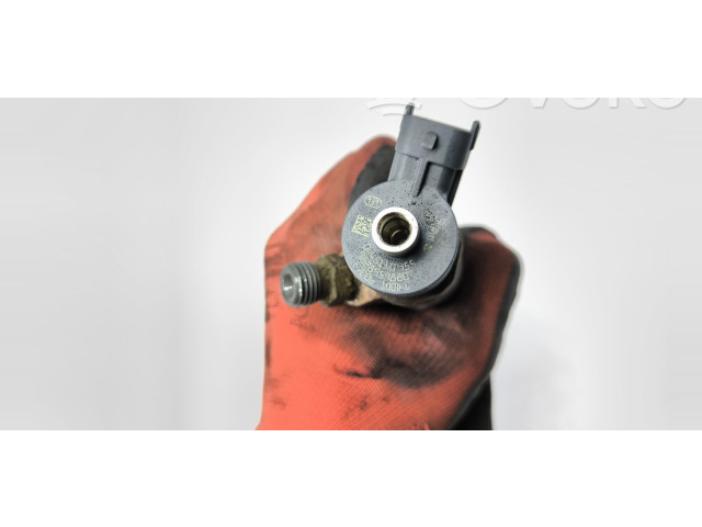 Форсунка 9828959880    Peugeot 5008 II  DV5RC 