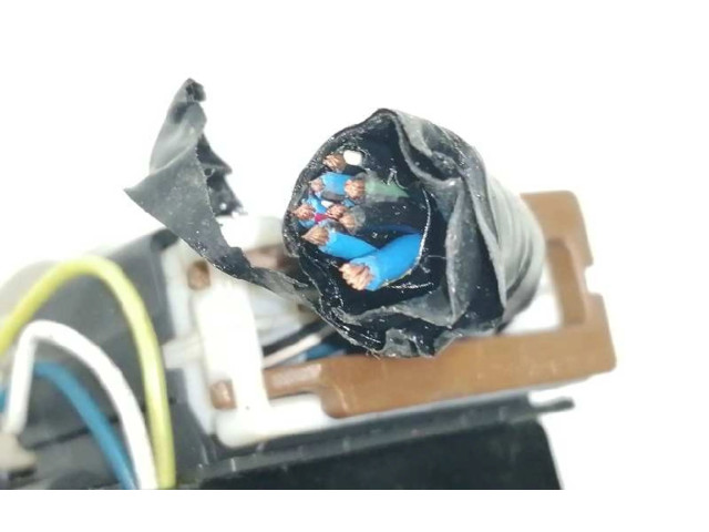 Ручка стеклоочистителей Mitsubishi Montero