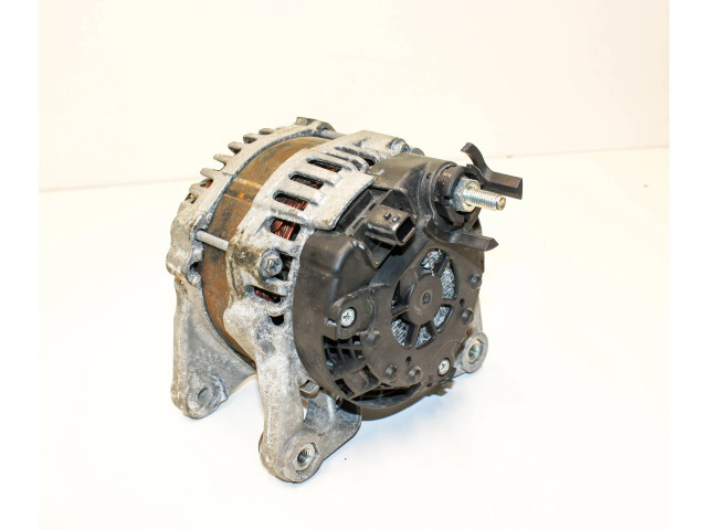 Генератор 231009933RB Renault Clio V