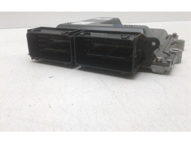 Блок управления впрыском 31452623, 31452623   Volvo V70