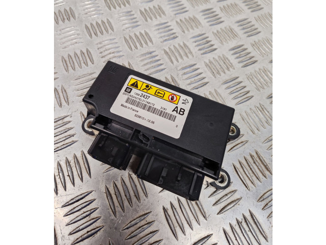 Блок подушек безопасности 13582437   Opel Meriva B