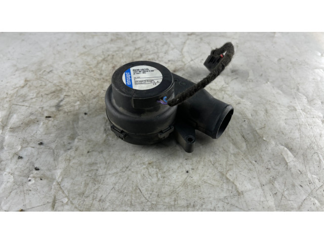 Другая деталь салона